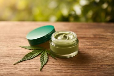 Le chanvre en cosmétique : une alternative naturelle pour une peau saine et hydratée